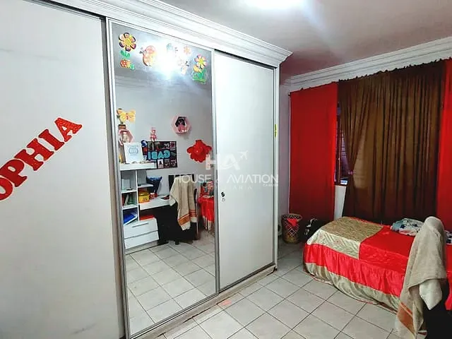 Casa com 420m² 3 quartos e 4 banheiros, à venda, no bairro Jardim Brasil em Goiânia
