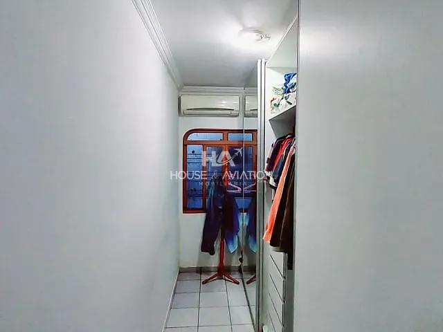Casa com 420m² 3 quartos e 4 banheiros, à venda, no bairro Jardim Brasil em Goiânia