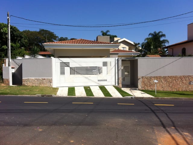 Foto do Casa - CASA EM CONDOMÍNIO à venda 3 Quartos, 3 Suites, 4 Vagas, 1000M², CONDOMÍNIO ESTÂNCIA MARAMBAIA, VINHEDO - SP | Investe Imobiliária LTDA