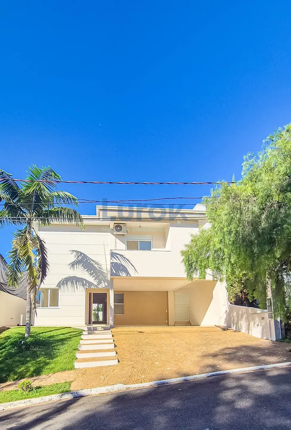 Casa, 3 quartos, 305 m² - Foto 1