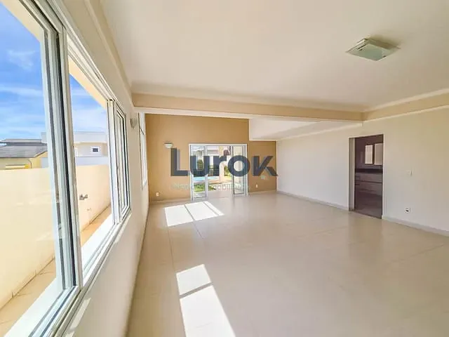 Casa com 375m² 3 quartos e 5 banheiros, para alugar, no bairro Condominio Morada das Nascentes em Valinhos