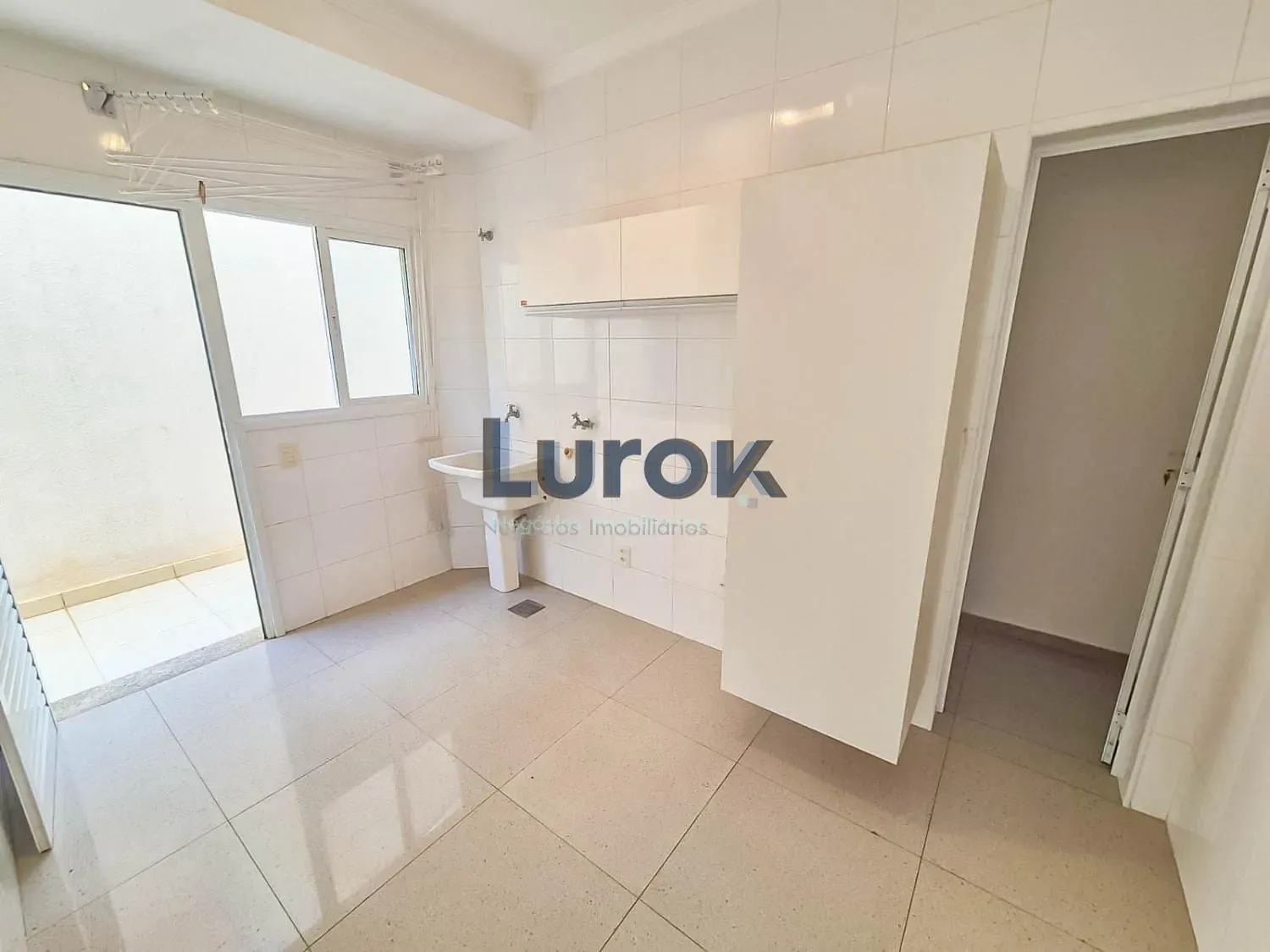 Casa, 3 quartos, 305 m² - Foto 10