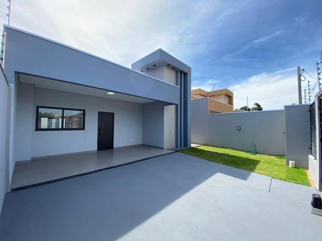 Casa com 317m² 3 quartos e 2 banheiros, à venda, no bairro Jardim Itália III em Sinop