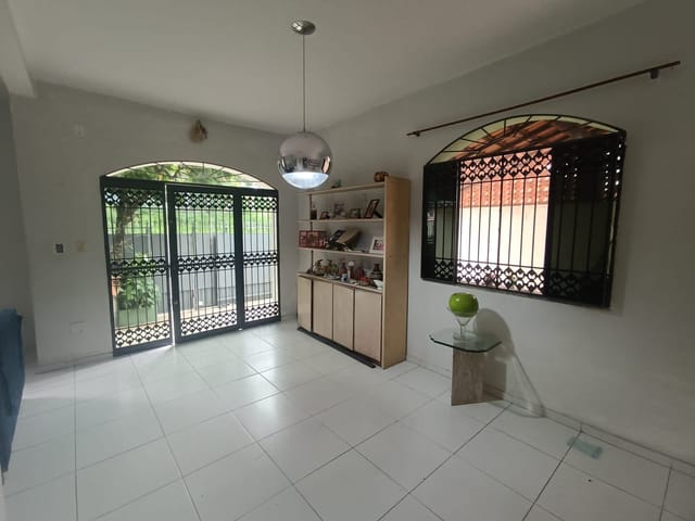 Casa 4 quartos e 5 banheiros, à venda, no bairro Jardim Sulacap em Rio de Janeiro