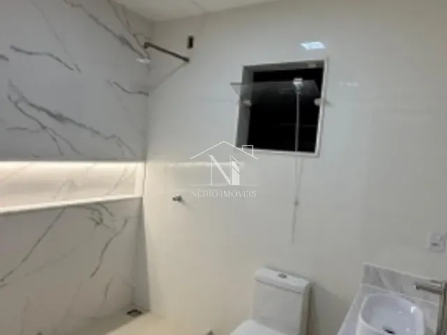 Casa com 370m² 4 quartos e 1 banheiro, à venda, no bairro Cajueiros (Itaipuaçu) em Maricá