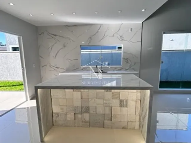 Casa com 370m² 4 quartos e 1 banheiro, à venda, no bairro Cajueiros (Itaipuaçu) em Maricá