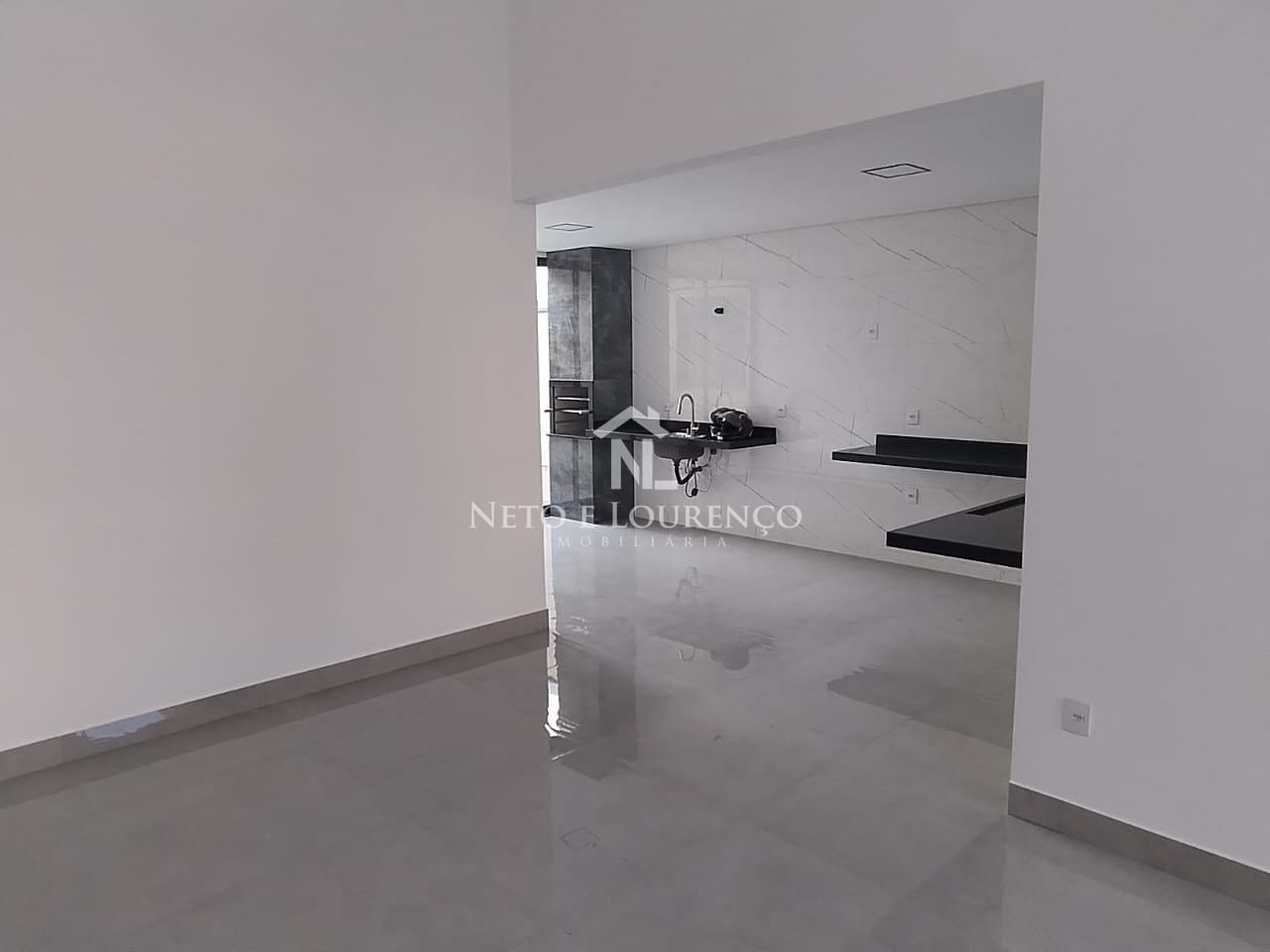 Casa à venda com 3 quartos, 115m² - Foto 4