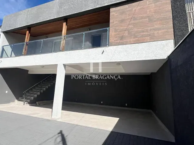 Casa com 250m² 3 quartos e 2 banheiros, à venda, no bairro Condomínio Portal da Serra em Bragança Paulista