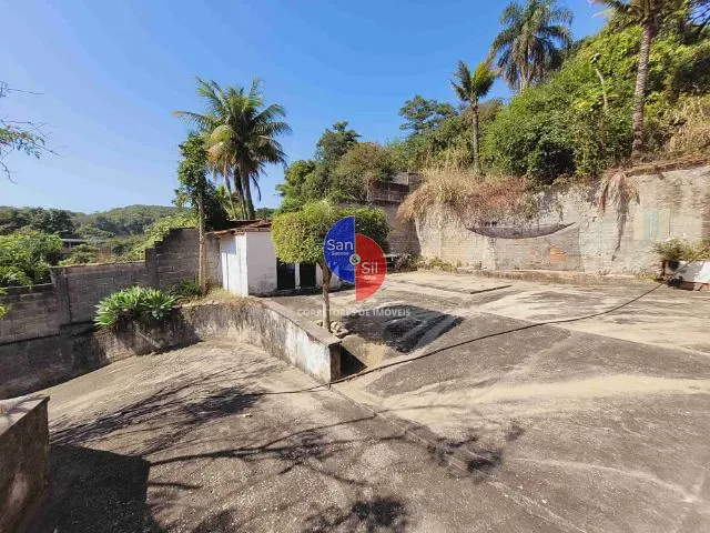 Casa com 720m² 3 quartos e 3 banheiros, à venda, no bairro Ipiranga (Praia de Mauá) em Magé