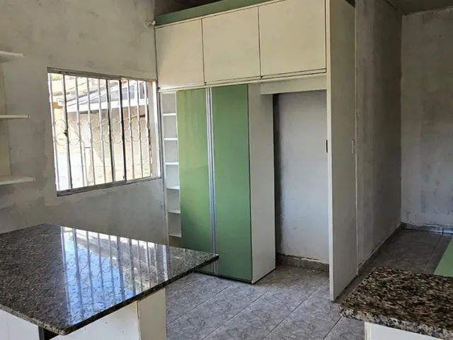 Casa 3 quartos e 1 banheiro, à venda, no bairro Jardim Guanabara em Belo Horizonte
