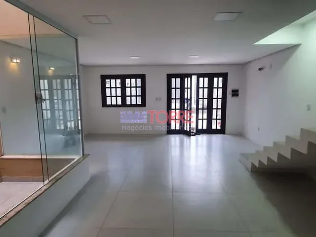 Casa 3 quartos e 2 banheiros, à venda, no bairro Santo Antônio em Itabuna
