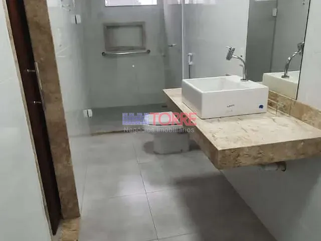 Casa 3 quartos e 2 banheiros, à venda, no bairro Santo Antônio em Itabuna