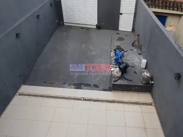 Casa 3 quartos e 2 banheiros, à venda, no bairro Santo Antônio em Itabuna