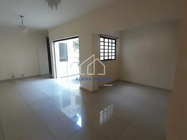Casa 4 quartos e 4 banheiros, à venda, no bairro Centro em Pindamonhangaba