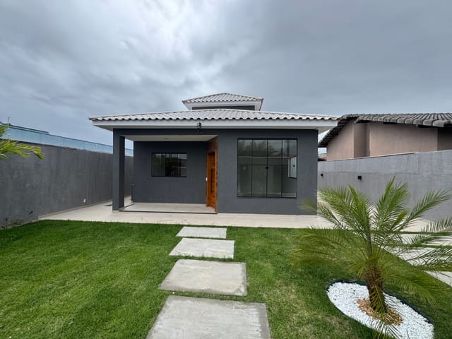 Casa com 480m² 3 quartos e 2 banheiros, à venda, no bairro Jardim Atlântico Central (Itaipuaçu) em Maricá
