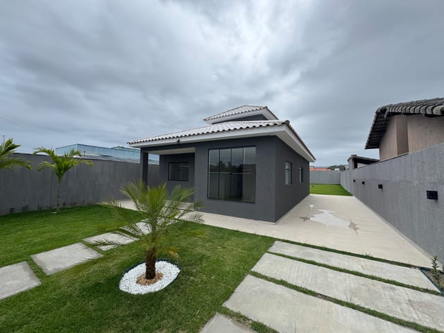 Casa com 480m² 3 quartos e 2 banheiros, à venda, no bairro Jardim Atlântico Central (Itaipuaçu) em Maricá