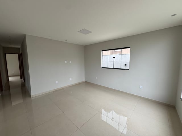 Casa com 480m² 3 quartos e 2 banheiros, à venda, no bairro Jardim Atlântico Central (Itaipuaçu) em Maricá
