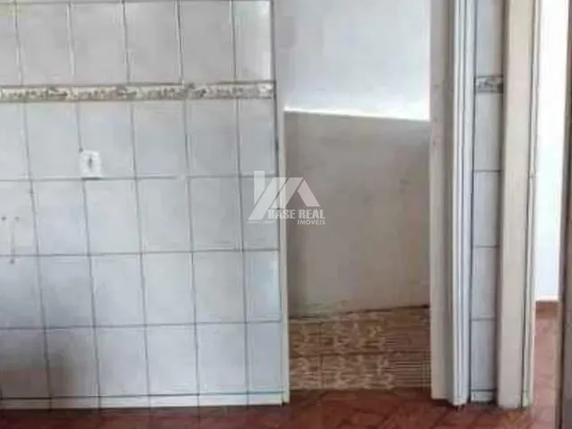 Casa com 170m² 2 quartos e 1 banheiro, à venda, no bairro Boa Vista em Ponta Grossa