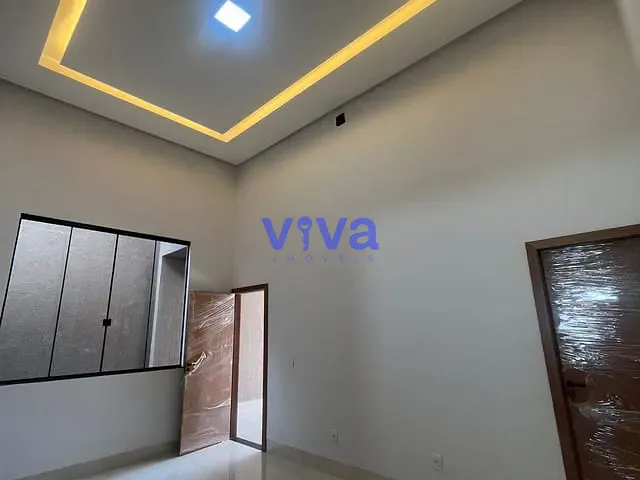 Casa com 245m² 3 quartos e 2 banheiros, à venda, no bairro Itapoã em Aparecida de Goiânia