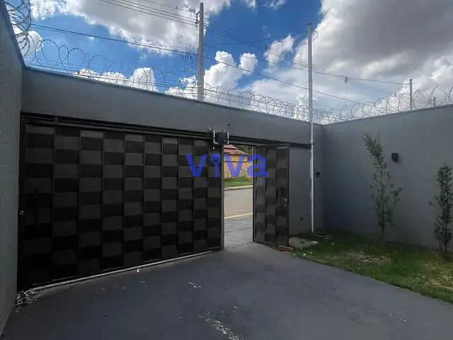 Casa com 245m² 3 quartos e 2 banheiros, à venda, no bairro Itapoã em Aparecida de Goiânia