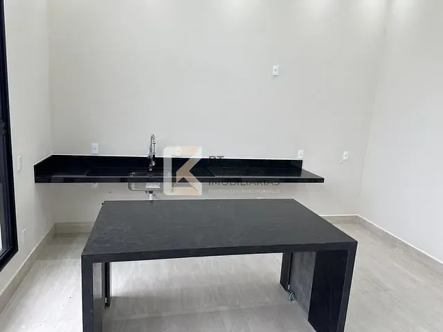 Casa com 175m² 3 quartos e 1 banheiro, à venda, no bairro Jardins do Império em Indaiatuba
