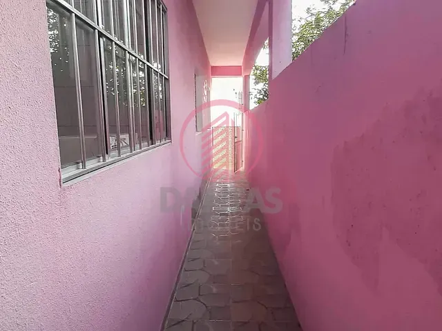 Casa 2 quartos e 1 banheiro, para alugar, no bairro Quitaúna em Osasco