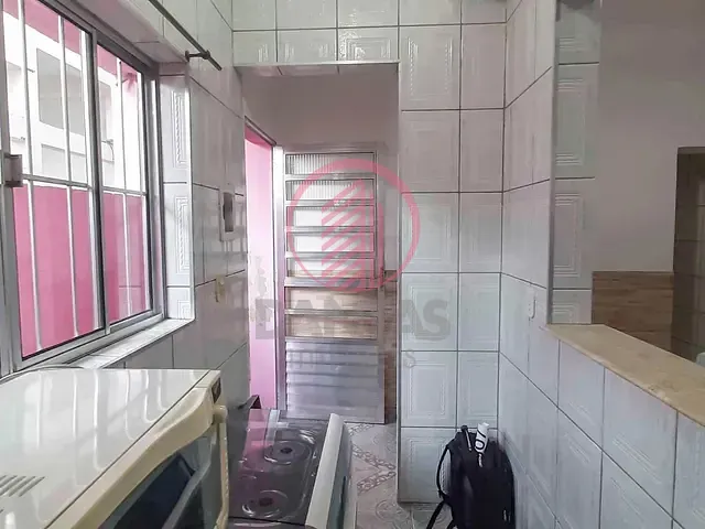 Casa 2 quartos e 1 banheiro, para alugar, no bairro Quitaúna em Osasco