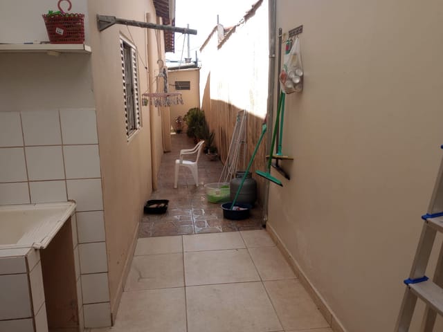 Casa com 130m² 4 quartos e 2 banheiros, à venda, no bairro Parque Valença I em Campinas