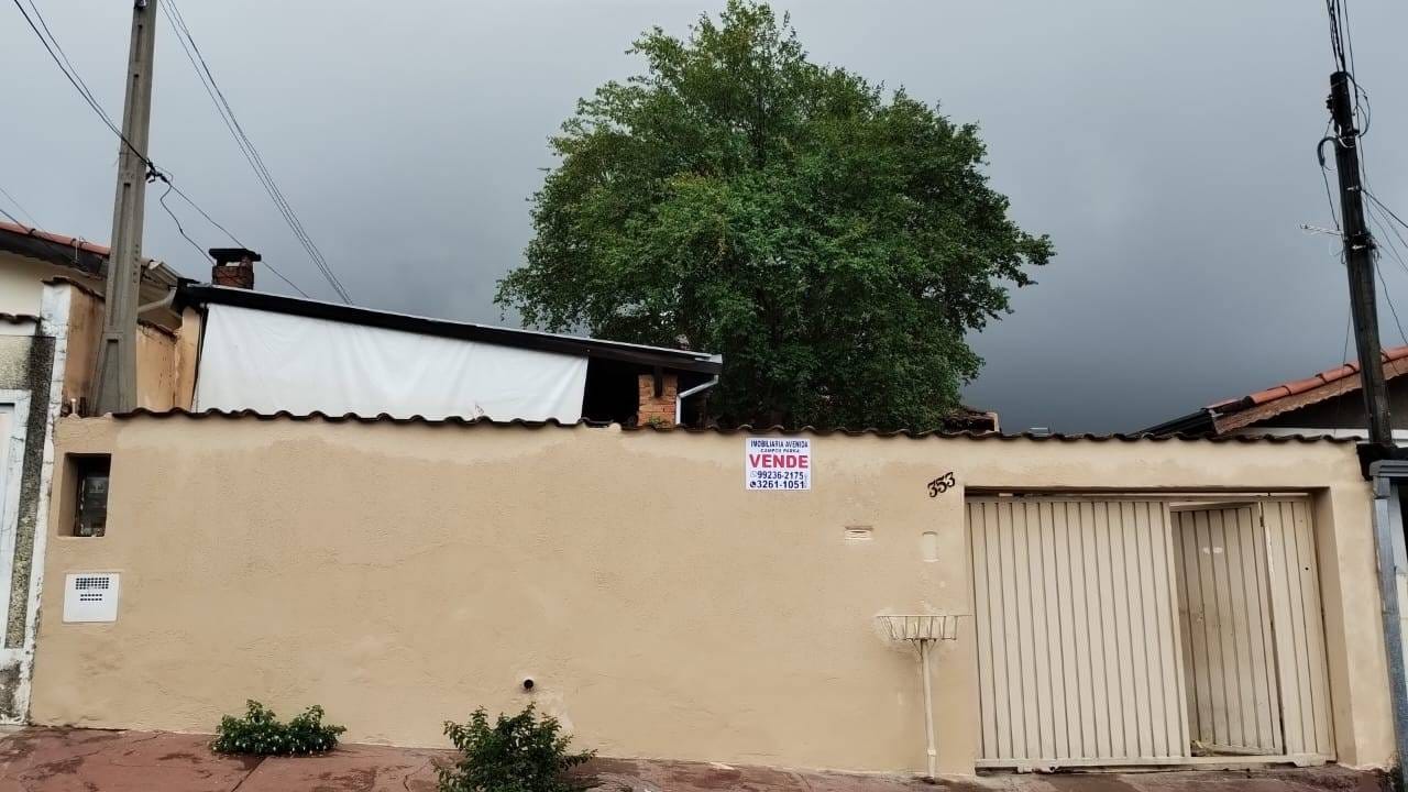 Casa, 4 quartos, 250 m² - Foto 1