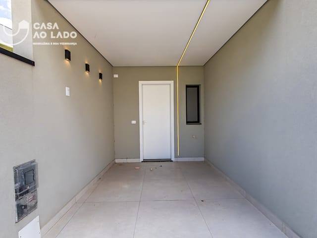 Casa 3 quartos e 3 banheiros, à venda, no bairro Santa Cândida em Curitiba