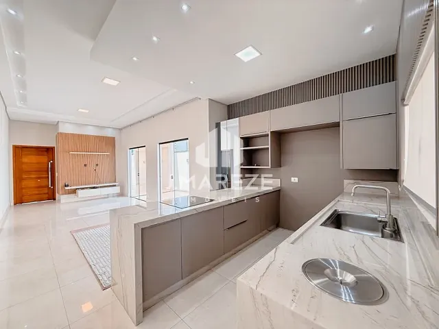 Casa 3 quartos e 3 banheiros, à venda, no bairro Solar da Toscana em Apucarana