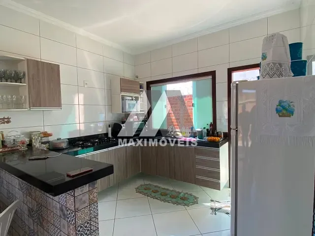 Casa com 180m² 2 quartos e 1 banheiro, à venda, no bairro São Mateus em Araçuaí