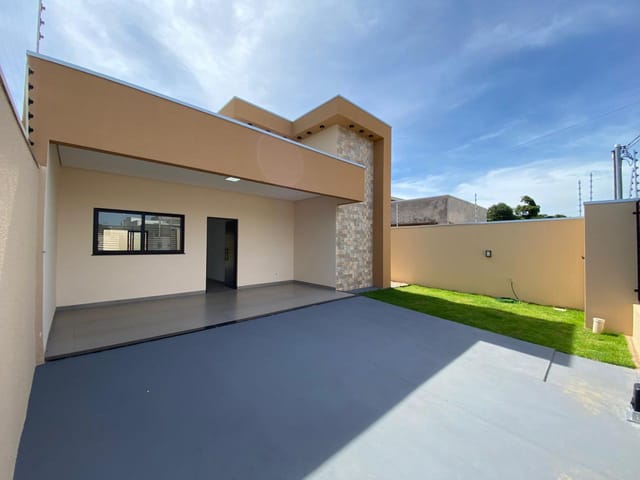 Casa com 318m² 3 quartos e 2 banheiros, à venda, no bairro Jardim Itália III em Sinop