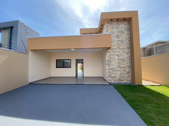Casa com 318m² 3 quartos e 2 banheiros, à venda, no bairro Jardim Itália III em Sinop