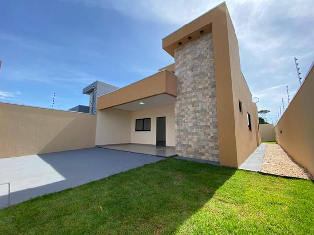 Casa com 318m² 3 quartos e 2 banheiros, à venda, no bairro Jardim Itália III em Sinop