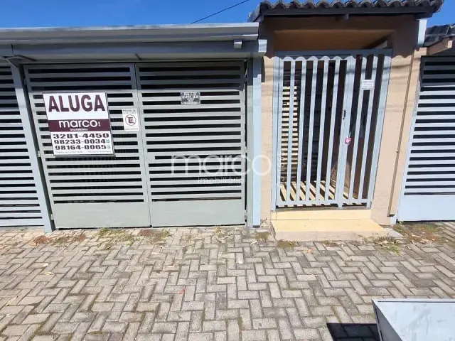 Casa 2 quartos e 1 banheiro, para alugar, no bairro Setor dos Funcionários em Goiânia