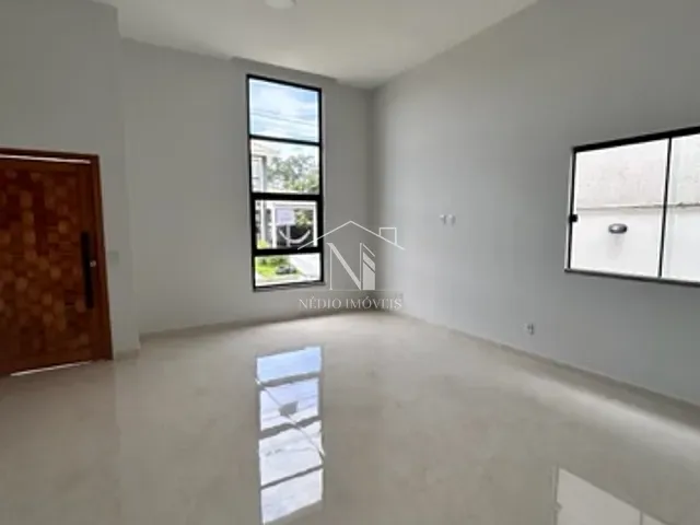 Casa 3 quartos e 2 banheiros, à venda, no bairro Pindobas em Maricá