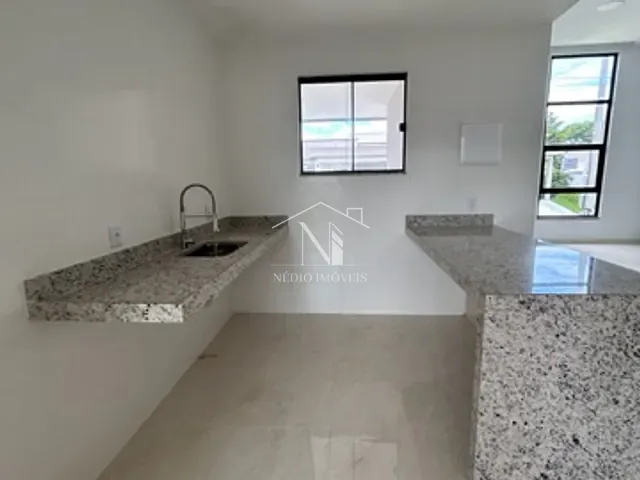 Casa 3 quartos e 2 banheiros, à venda, no bairro Pindobas em Maricá