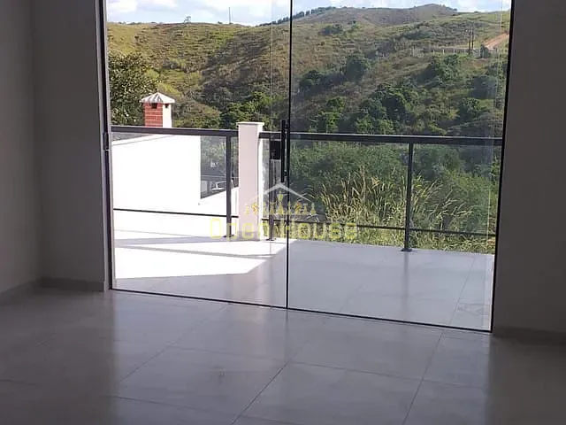 Casa 3 quartos e 3 banheiros, à venda, no bairro Bela Vista em Pinheiral