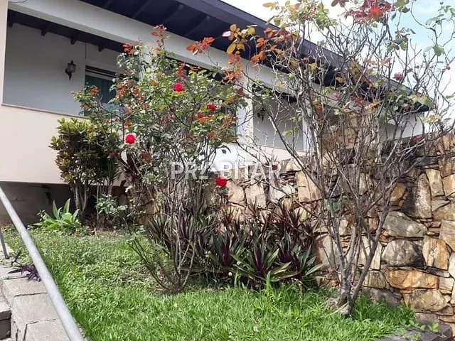 Casa com 520m² 3 quartos e 3 banheiros, à venda, no bairro Alto da Lapa em São Paulo