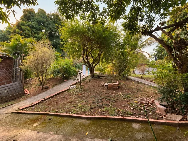Casa 3 quartos e 1 banheiro, à venda, no bairro Córrego Frio em Santa Luzia