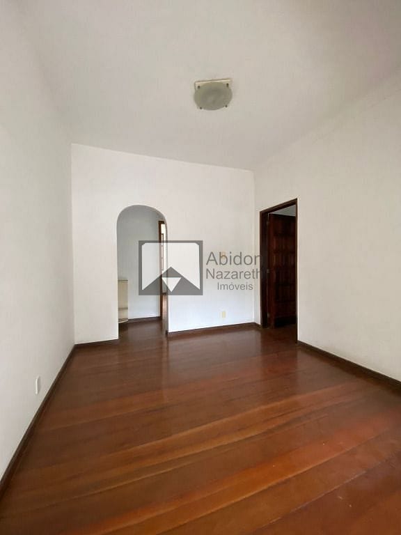 Casa à venda com 4 quartos, 200m² - Foto 50