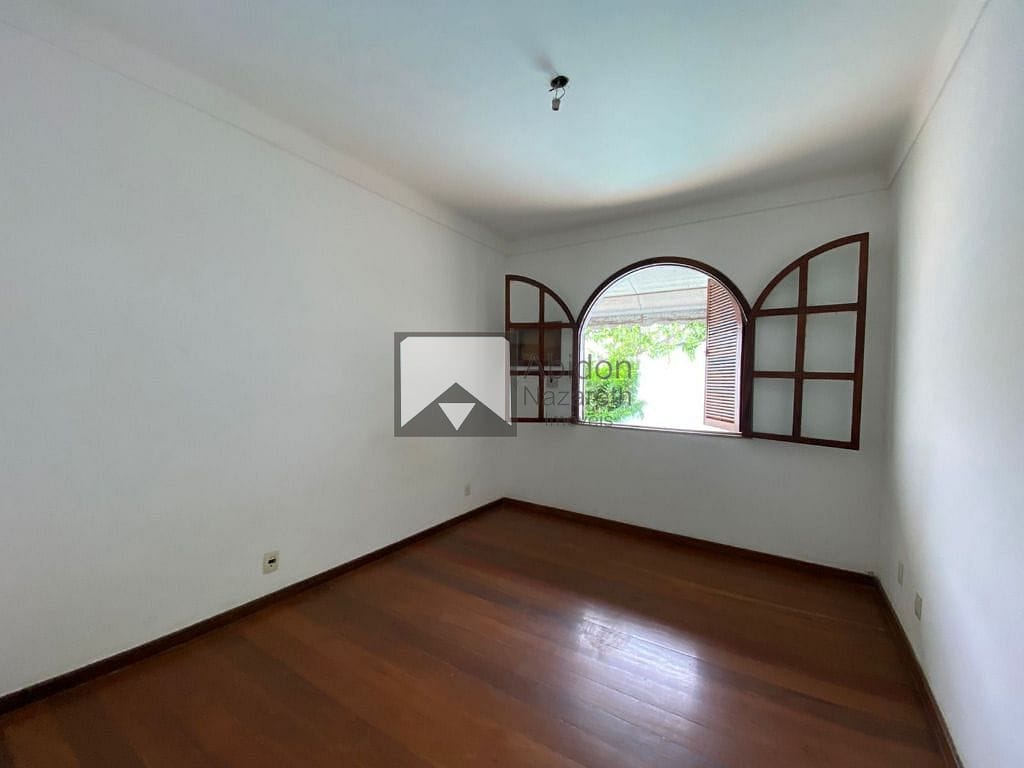 Casa à venda com 4 quartos, 200m² - Foto 38