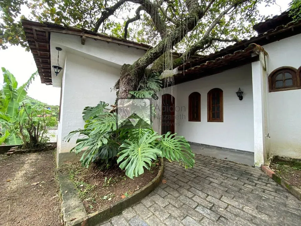 Casa, 4 quartos, 200 m² - Foto 1