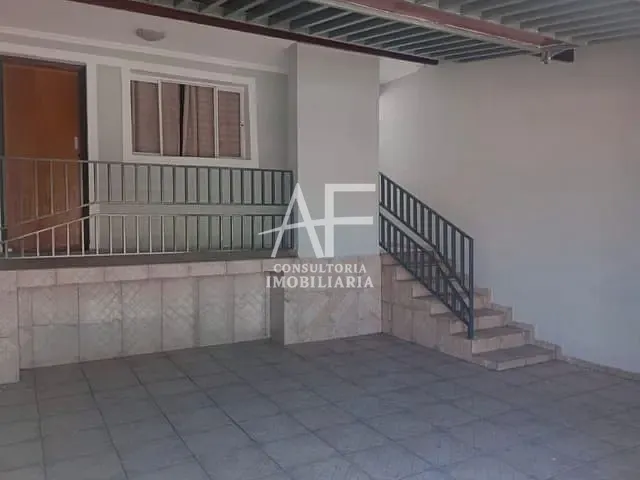 Casa com 125m² 2 quartos e 1 banheiro, à venda, no bairro Vila Jaboticabeira em Taubaté