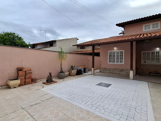 Casa com 330m² 3 quartos e 3 banheiros, à venda, no bairro Barroco (Itaipuaçu) em Maricá