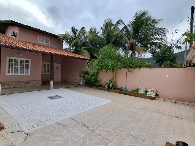 Casa com 330m² 3 quartos e 3 banheiros, à venda, no bairro Barroco (Itaipuaçu) em Maricá