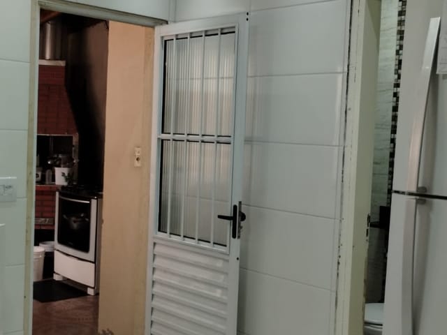 Casa com 250m² 2 quartos e 2 banheiros, à venda, no bairro Parque Valença I em Campinas