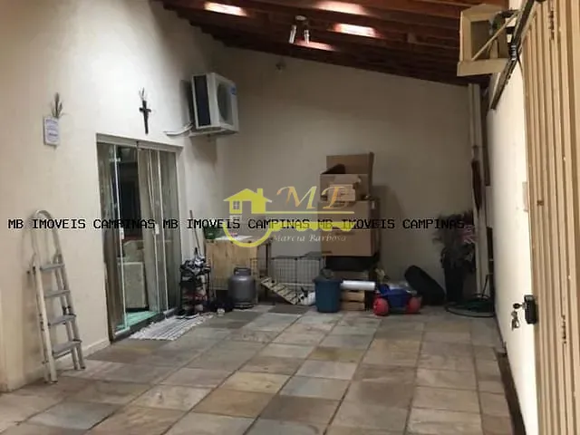 Casa com 250m² 3 quartos e 4 banheiros, à venda, no bairro Parque Universitário em Não Informado