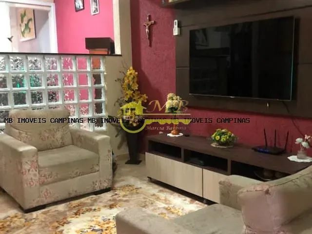 Casa com 250m² 3 quartos e 4 banheiros, à venda, no bairro Parque Universitário em Não Informado